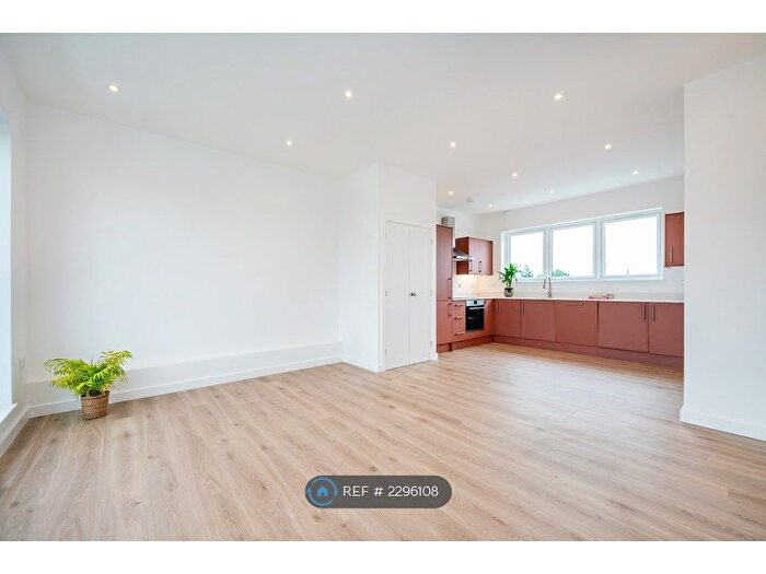 1 Bedroom Flat To Rent In Forest Gate, Forest Gate, London, E7