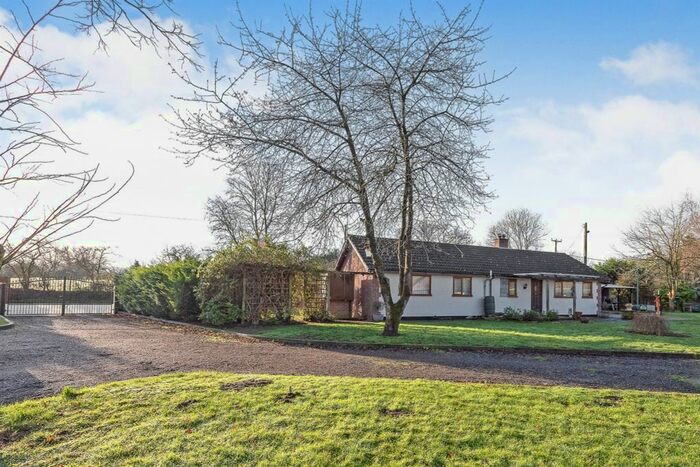 3 Bedroom Detached Bungalow For Sale In Fen Lane, Garboldisham, Diss, IP22
