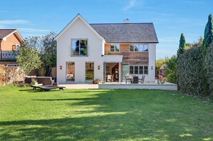 4 Bedroom Detached House For Sale In Vale Road, Claygate, KT10