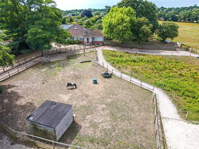 4 Bedroom Bungalow For Sale In Wootton Road, Tiptoe, Lymington, Hampshire, SO41