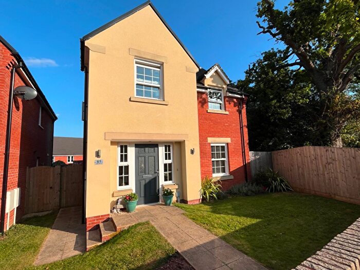 4 Bedroom Detached House For Sale In Highbrook Way, Lydney, GL15