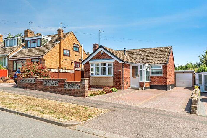 2 Bedroom Detached Bungalow For Sale In Stanwell Way, Wellingborough, NN8