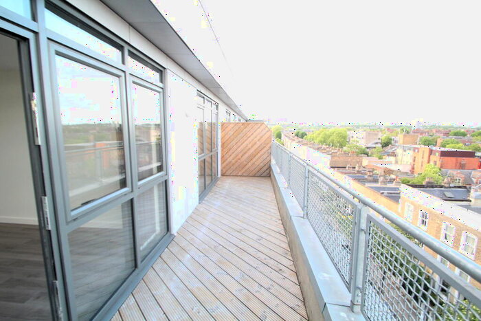 1 Bedroom Penthouse To Rent In Sussex Way, Islington, London, N7