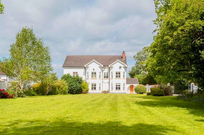 5 Bedroom Detached House For Sale In Southport Road, Lydiate, Liverpool, L31