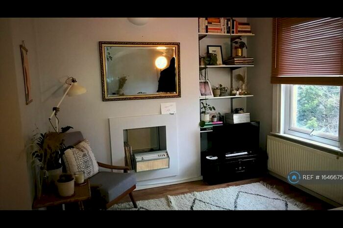 1 Bedroom Flat To Rent In Hackney, London, E5