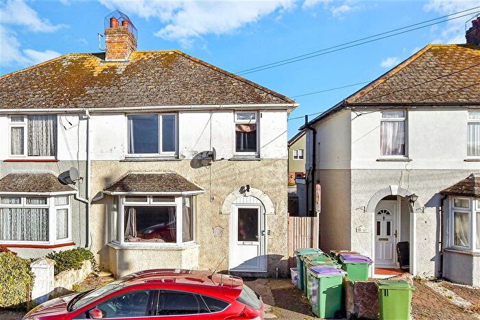 3 Bedroom Semi Detached House For Sale In Station Road, Dymchurch, Romney Marsh, Kent, TN29