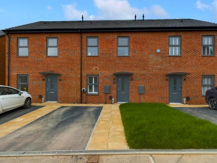 3 Bedroom Terraced House To Rent In Ellercroft Way, Pontefract, WF8