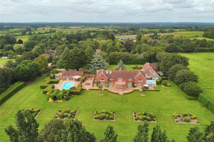 5 Bedroom Detached House For Sale In West End Lane, Henfield, West Sussex, BN5