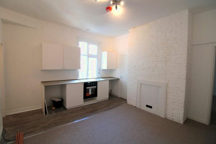 2 Bedroom Flat To Rent In Guildhall Street, Folkestone, CT20
