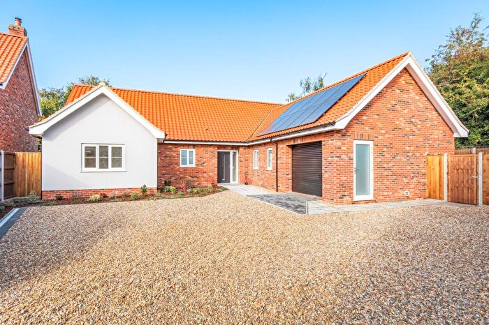 3 Bedroom Detached Bungalow For Sale In Acorn Drive, Swaffham, PE37