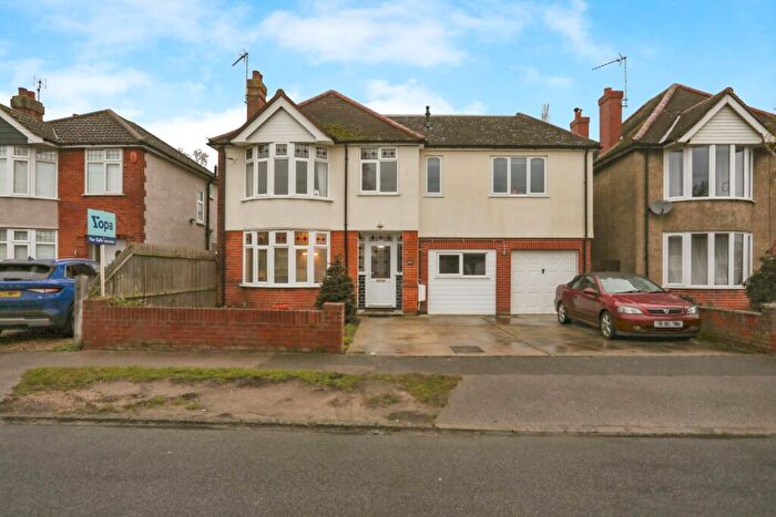 4 Bedroom Detached House For Sale In Ransome Road, Ipswich, IP3