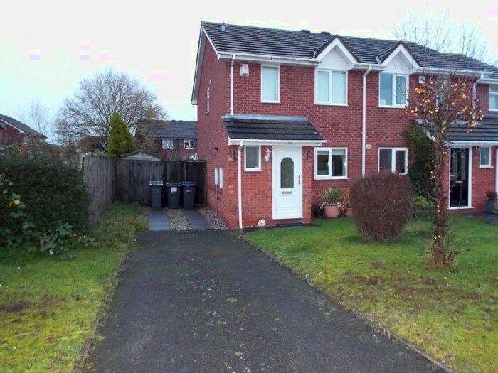 2 Bedroom Semi-Detached House To Rent In York Close, Bournville, Birmingham, B30