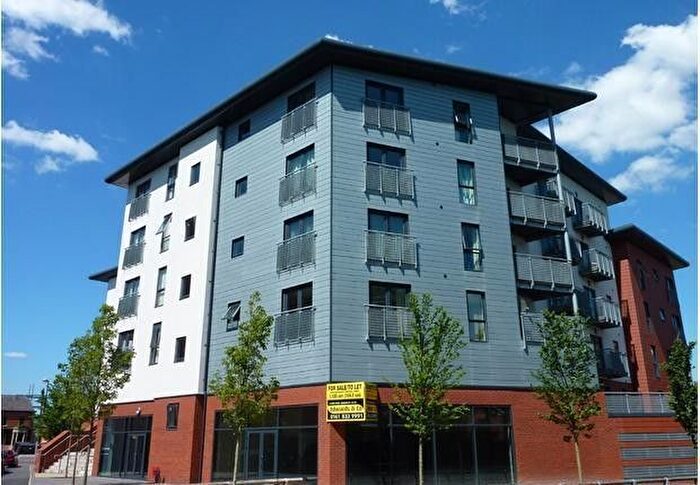2 Bedroom Flat To Rent In Northumberland Road, Manchester, M16