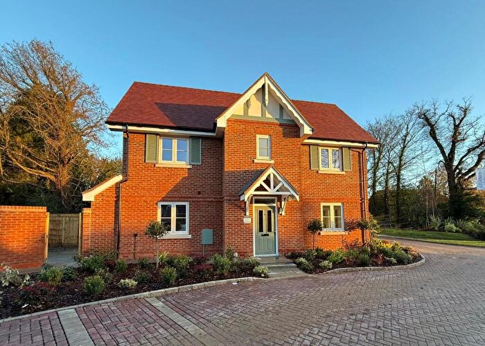 3 Bedroom House To Rent In Balcombe, RH17