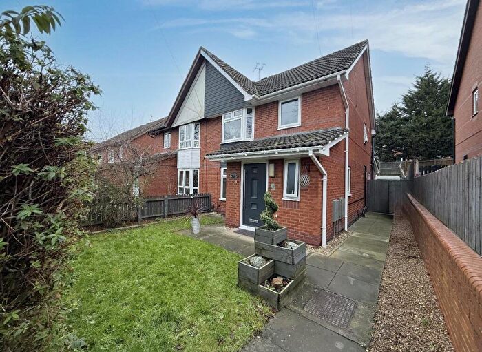 3 Bedroom Semi Detached House For Sale In Saffron Lane, Leicester, LE2