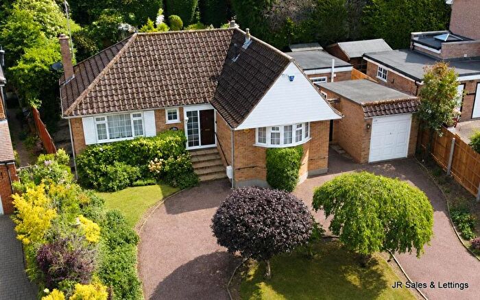 3 Bedroom Detached Bungalow For Sale In Tolmers Avenue, Cuffley, EN6