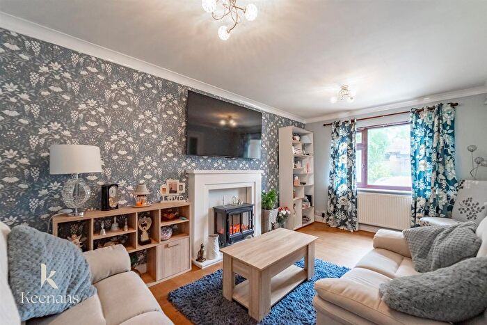 3 Bedroom Terraced House For Sale In Griffin Close, Bury, BL9