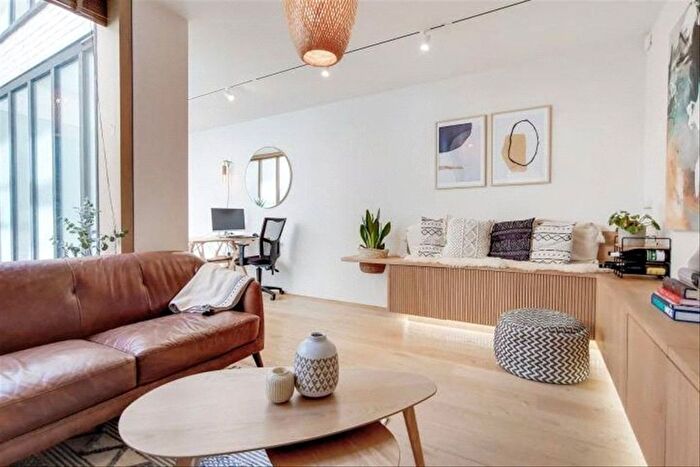 2 Bedroom Flat To Rent In Penfold Place, Lisson Grove, NW1