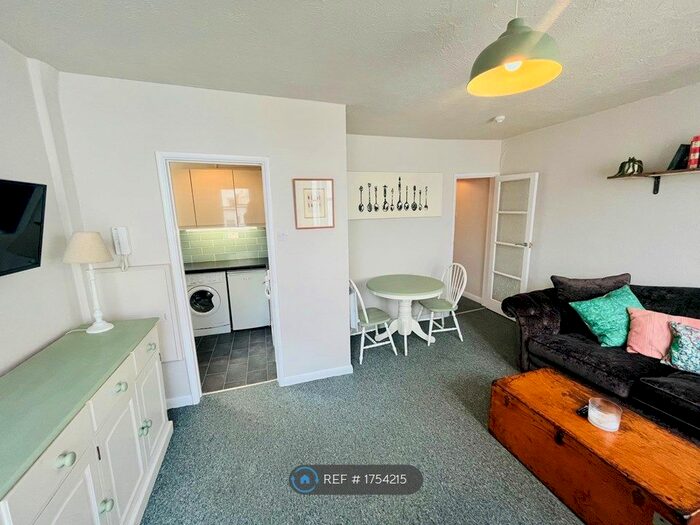 1 Bedroom Flat To Rent In Glenside Court, Brighton, BN2