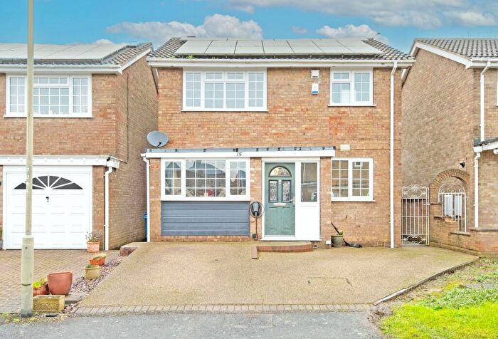 4 Bedroom Detached House For Sale In Victoria Park Road, Brimington, S43