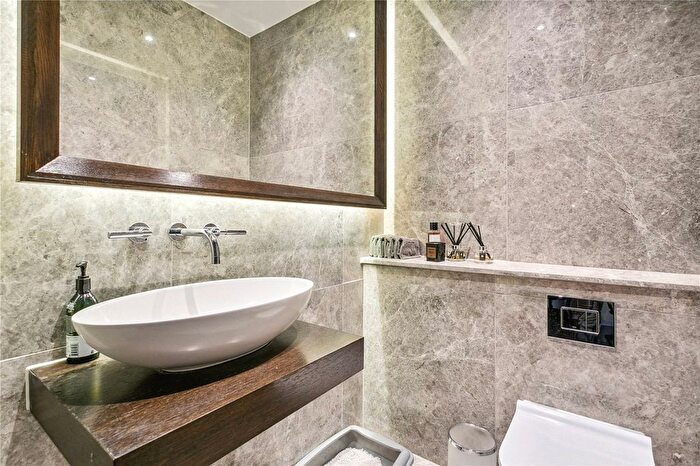 3 Bedroom Flat To Rent In Logan House, Logan Place, W8