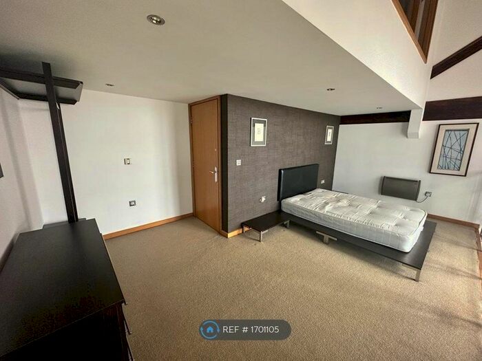 2 Bedroom Flat To Rent In Byron Street, Bradford, BD3