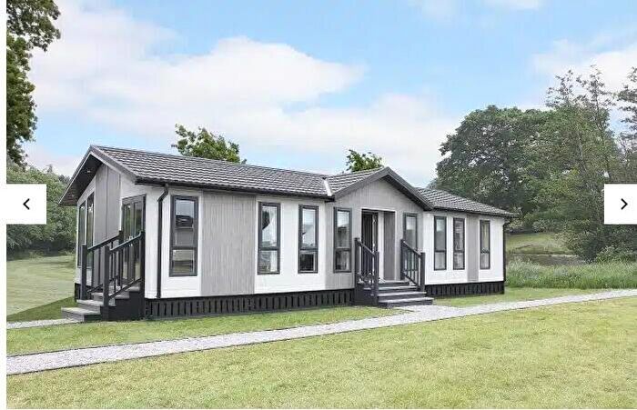 2 Bedroom Park Home For Sale In Pinehurst Park, West Moors, Ferndown, Dorset, BH22