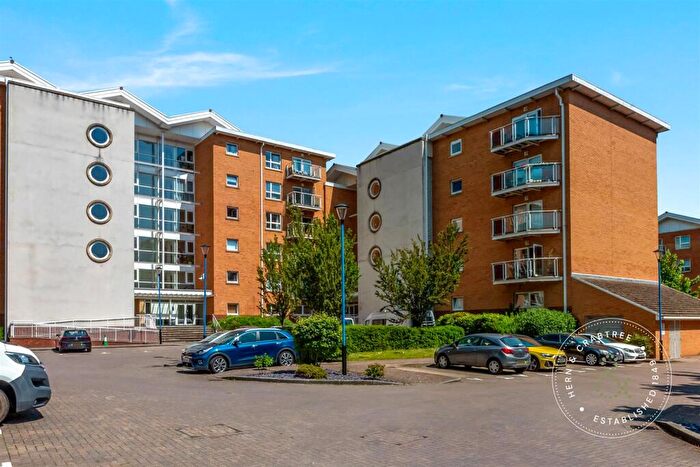2 Bedroom Apartment For Sale In Century Wharf, Cardiff Bay, CF10