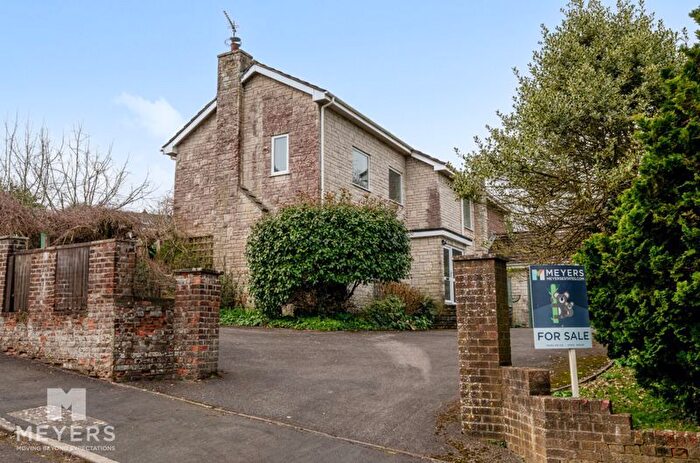 4 Bedroom Detached House For Sale In Bradford Peverell, Dorchester, DT2