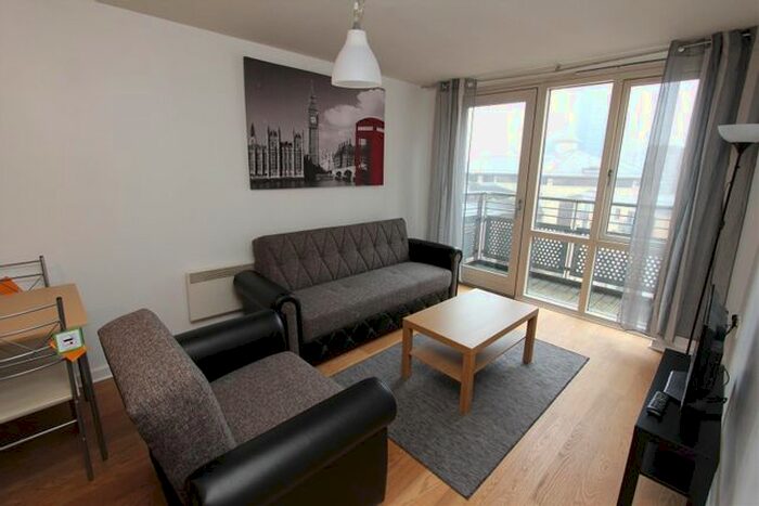 2 Bedroom Flat To Rent In Aspect, Elmwood Lane, LS2