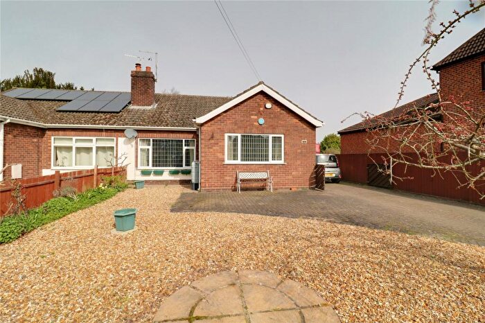 3 Bedroom Bungalow For Sale In High Street, Flixborough, Scunthorpe, Lincolnshire, DN15