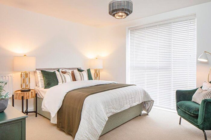 1 Bedroom Apartment For Sale In John Thornycroft Road, Southampton, Hampshire, SO19