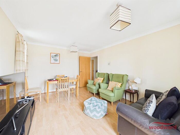 2 Bedroom Flat For Sale In Collapit Close, Harrow, HA1
