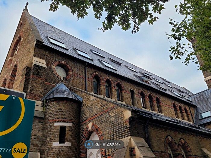 1 Bedroom Flat To Rent In St. Michael's Court, London, E14