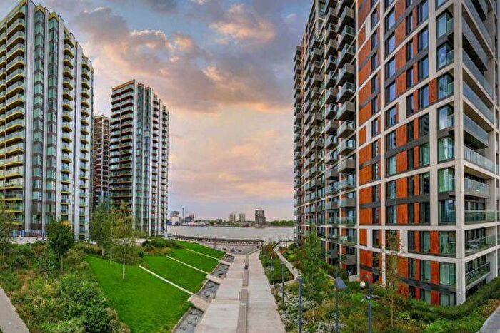 2 Bedroom Apartment For Sale In Luxury Apartment | Deveraux House | Duke Of Wellington Avenue|Dh, B2B