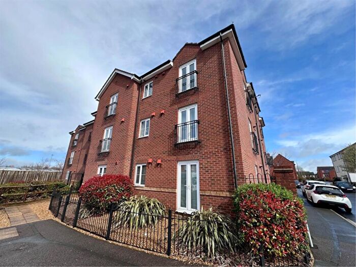 2 Bedroom Apartment For Sale In Annadale Place, Warden Street, M40
