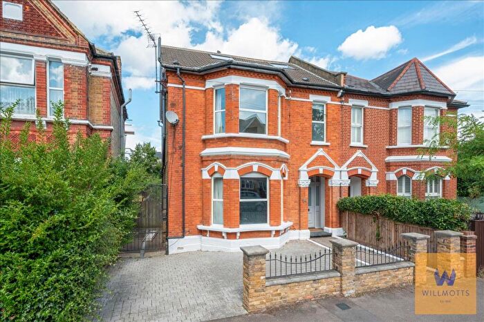7 Bedroom Semi-Detached House For Sale In Vancouver Road, London, SE23