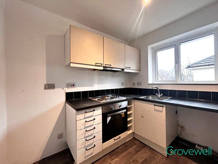 1 Bedroom Flat To Rent In Kendal Court, New Lane, Eccles, Manchester, M30