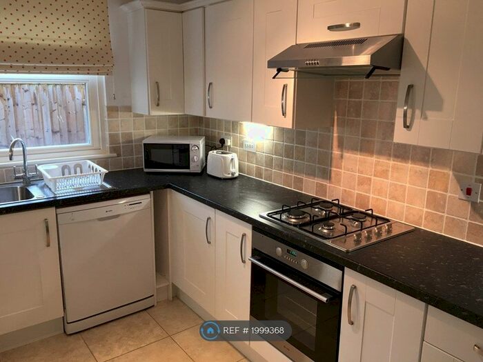 2 Bedroom Terraced House To Rent In Landseer Road, Bath, BA2