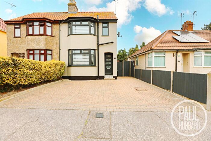 2 Bedroom Semi-Detached House For Sale In Kirkley Run, Lowestoft, NR33