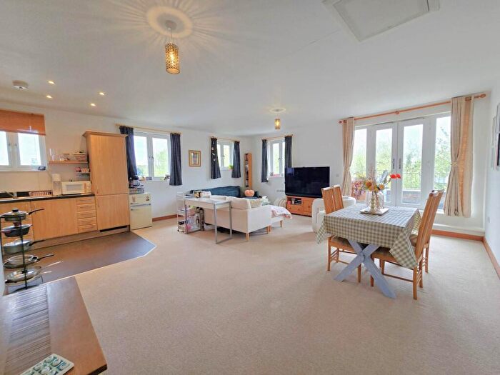 2 Bedroom Apartment For Sale In Waters Edge, Canterbury, CT1