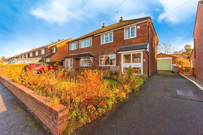 3 Bedroom Semi-Detached House For Sale In Barnfield Road, Bollington, SK10