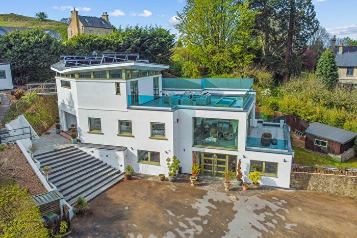 5 Bedroom Detached House For Sale In Cleeve Hill, Cheltenham, Gloucestershire, GL52