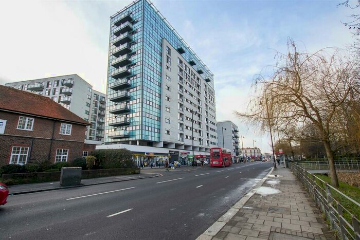 1 Bedroom Flat To Rent In Pinnacle House, Southbury Road, EN1