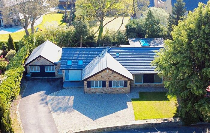 4 Bedroom Bungalow For Sale In Heather Vale, Scarcroft, Leeds, West Yorkshire, LS14