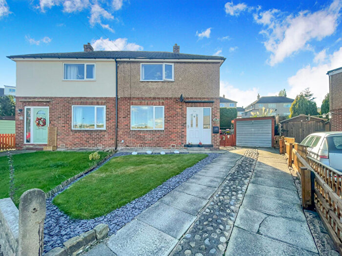 2 Bedroom Semi Detached House For Sale In Pontey Mount, Waterloo, Huddersfield, Kirklees, HD5