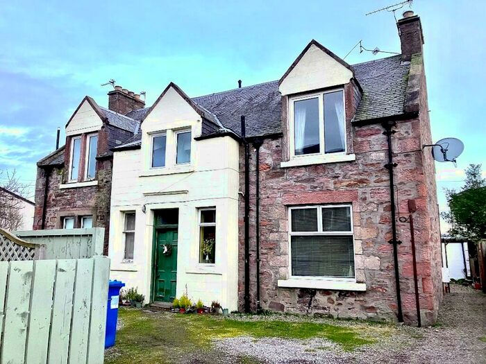 1 Bedroom Flat To Rent In Lochalsh Road, Inverness, IV3