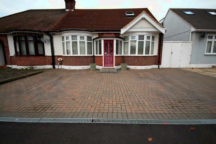 4 Bedroom Semi-Detached Bungalow To Rent In Buxton Road, Grays, Essex, RM16
