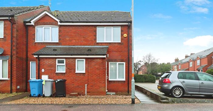 2 Bedroom End Of Terrace House For Sale In Kings Court, Desborough, Kettering, NN14