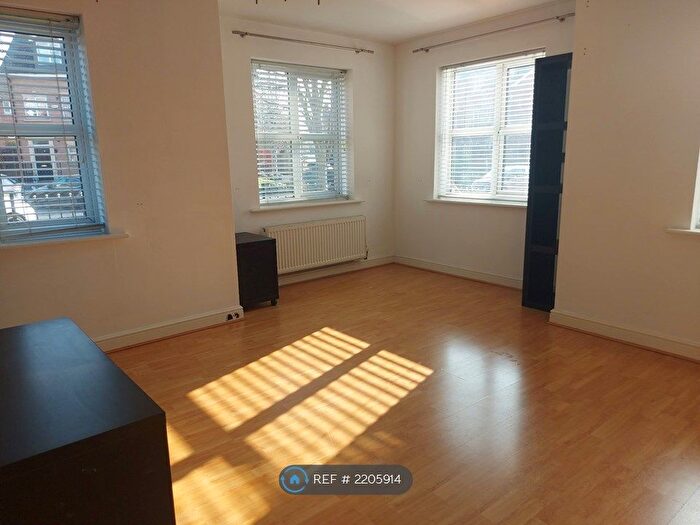 2 Bedroom Flat To Rent In Ned Ludd Close, Anstey, Leicester, LE7